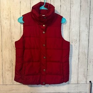 Old Navy Puffer Vest